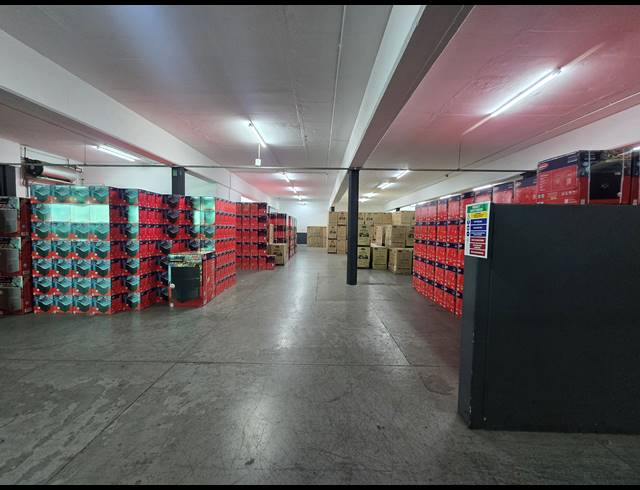 6,649M² WAREHOUSE FOR SALE IN MEADOWDALE